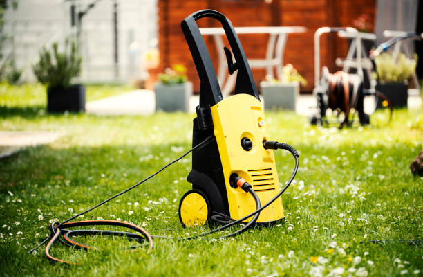 Best Gutter Cleaning  in Universal City, TX